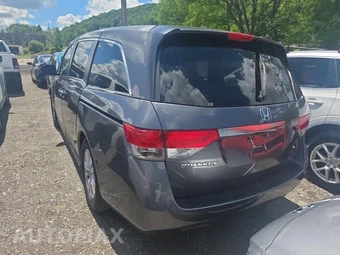 2016 Honda Odyssey EX-L 118.1" WB - miniatura 6