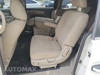 2016 Honda Odyssey LX 118.1" WB - miniatura 13