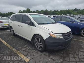 2016 Honda Odyssey LX 118.1" WB - miniatura 3