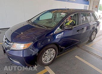 2016 Honda Odyssey LX 118.1" WB