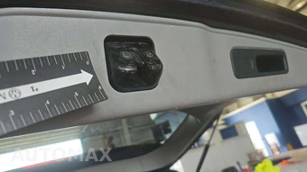 2016 Honda Odyssey LX 118.1" WB - miniatura 46