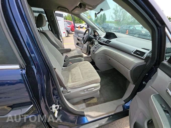 2016 Honda Odyssey LX 118.1" WB - miniatura 8