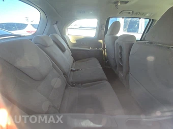 2016 Honda Odyssey SE 118.1" WB - miniatura 14