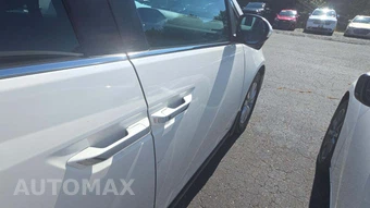 2016 Honda Odyssey SE 118.1" WB - miniatura 23