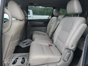 2016 Honda Odyssey SE 118.1" WB - miniatura 13