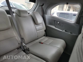 2016 Honda Odyssey SE 118.1" WB - miniatura 14