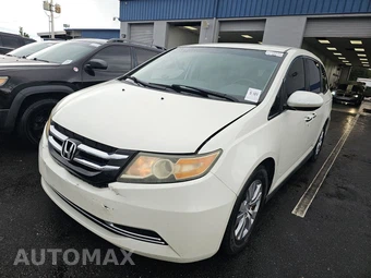 2016 Honda Odyssey SE 118.1" WB