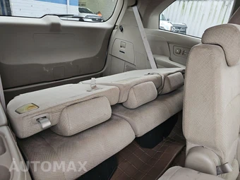 2016 Honda Odyssey SE 118.1" WB - miniatura 14