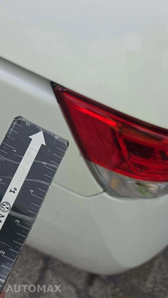 2016 Honda Odyssey SE 118.1" WB - miniatura 24