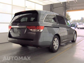 2016 Honda Odyssey SE 118.1" WB - miniatura 4