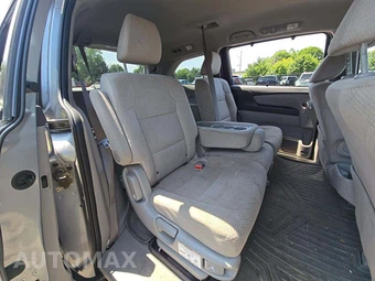 2016 Honda Odyssey SE 118.1" WB - miniatura 17