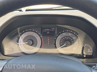 2016 Honda Odyssey SE 118.1" WB - miniatura 9