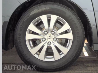2016 Honda Odyssey SE 118.1" WB - miniatura 11