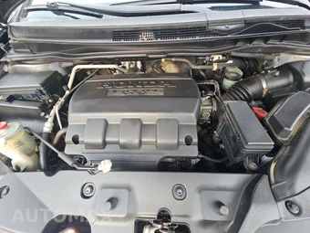 2016 Honda Odyssey SE 118.1" WB - miniatura 22