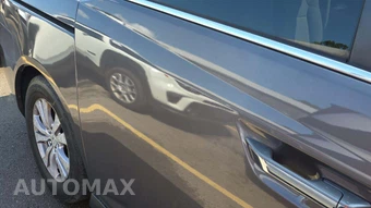 2016 Honda Odyssey SE 118.1" WB - miniatura 36