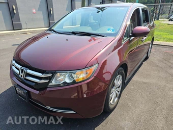 2016 Honda Odyssey SE 118.1" WB