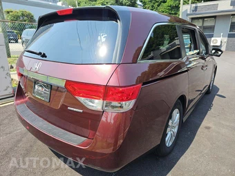 2016 Honda Odyssey SE 118.1" WB - miniatura 3