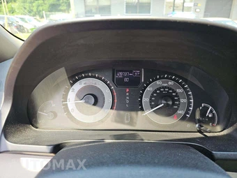 2016 Honda Odyssey SE 118.1" WB - miniatura 9