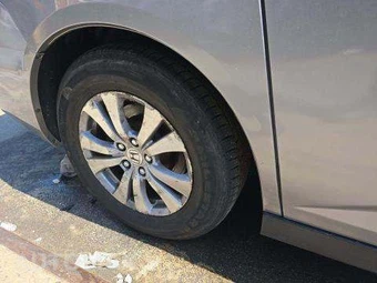 2016 Honda Odyssey SE - miniatura 5