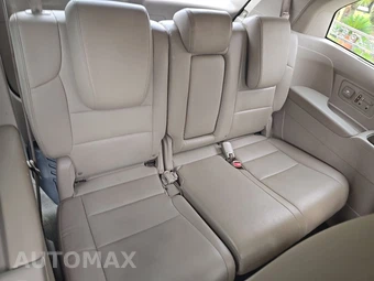 2016 Honda Odyssey Touring 118.1" WB - miniatura 14