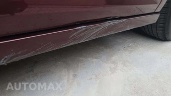 2016 Honda Odyssey Touring 118.1" WB - miniatura 24