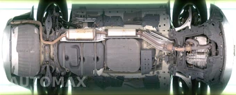 2016 Honda Odyssey Touring 118.1" WB - miniatura 19