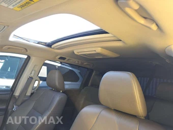 2016 Honda Odyssey Touring 118.1" WB - miniatura 11