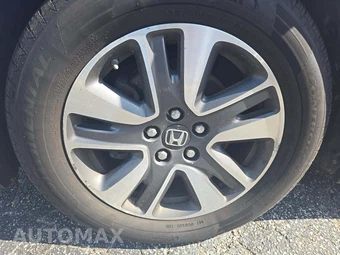 2016 Honda Odyssey Touring Elite 118.1" WB - miniatura 24