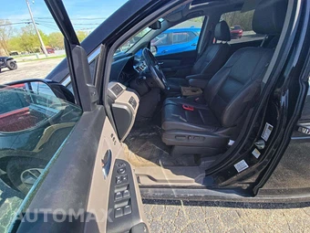 2016 Honda Odyssey Touring Elite 118.1" WB - miniatura 6