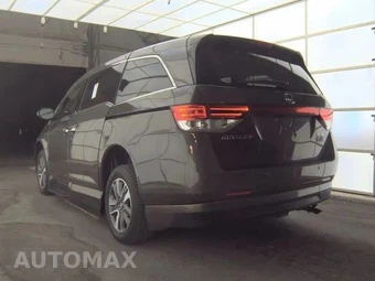 2016 Honda Odyssey Touring Elite 118.1" WB - miniatura 7