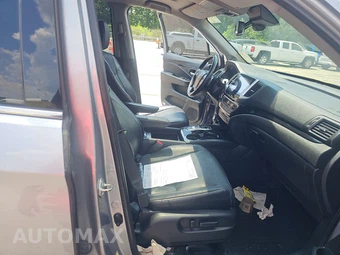 2016 Honda Pilot Elite w/Navigation & RES – miniatura 8