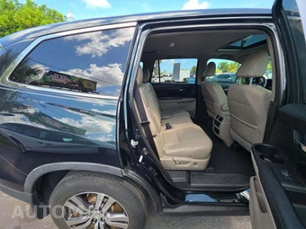 2016 Honda Pilot EX-L – miniatura 17