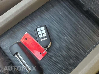 2016 Honda Pilot EX-L - miniatura 5