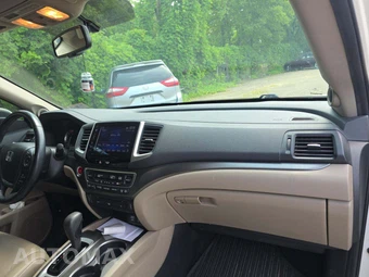 2016 Honda Pilot EX-L w/RES - miniatura 17