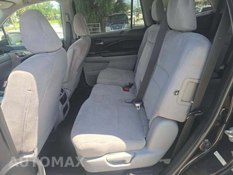 2016 Honda Pilot LX – miniatura 10