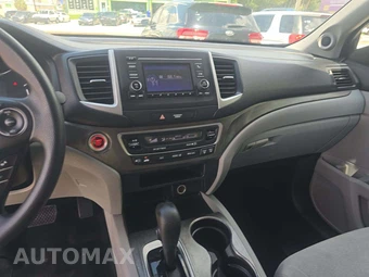 2016 Honda Pilot LX – miniatura 7