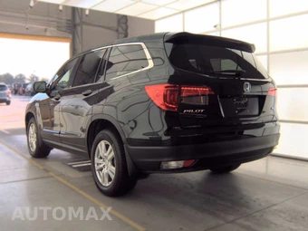 2016 Honda Pilot LX – miniatura 6