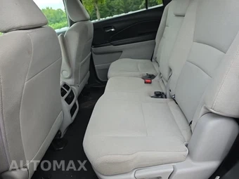 2016 Honda Pilot LX - miniatura 16