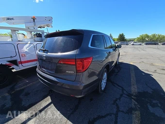 2016 Honda Pilot LX – miniatura 4
