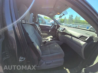 2016 Honda Pilot LX – miniatura 8