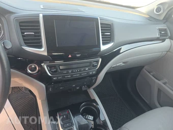 2016 Honda Pilot Touring – miniatura 11