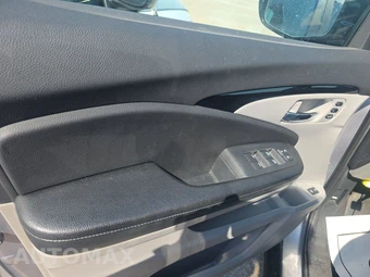 2016 Honda Pilot Touring – miniatura 9