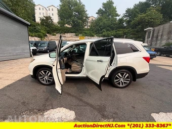 2016 Honda Pilot Touring w/Navigation & RES - miniatura 10