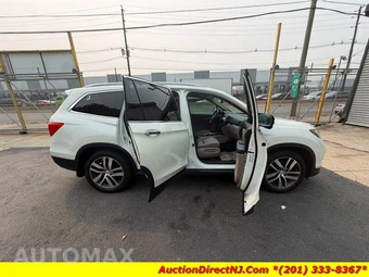 2016 Honda Pilot Touring w/Navigation & RES - miniatura 11