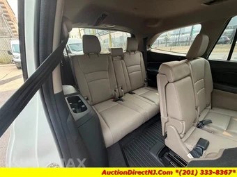 2016 Honda Pilot Touring w/Navigation & RES - miniatura 19