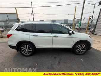 2016 Honda Pilot Touring w/Navigation & RES - miniatura 2