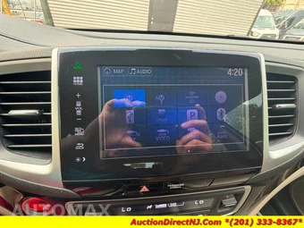 2016 Honda Pilot Touring w/Navigation & RES - miniatura 23