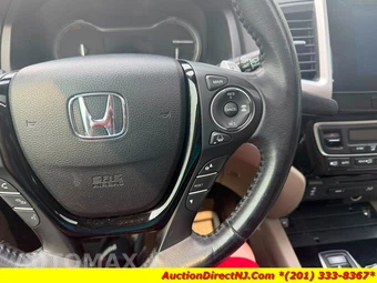 2016 Honda Pilot Touring w/Navigation & RES - miniatura 28