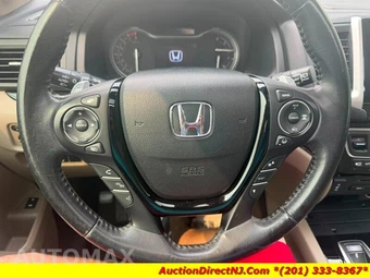 2016 Honda Pilot Touring w/Navigation & RES - miniatura 29