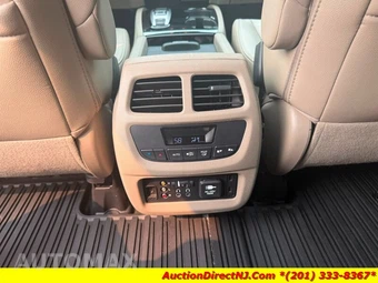 2016 Honda Pilot Touring w/Navigation & RES - miniatura 32